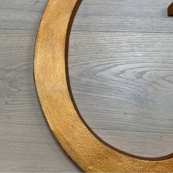 Large Gold “C” Wall Art - Picture 6 of 8